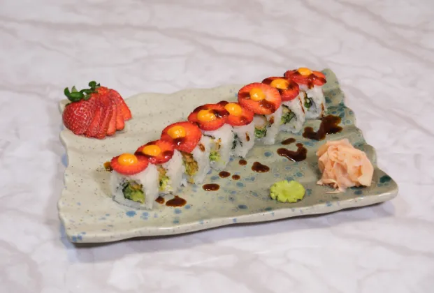 Strawberry roll