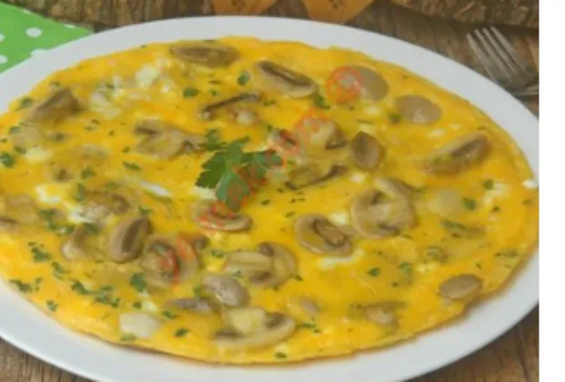 Mushroom and Kashar Cheese Omelette