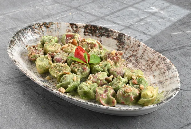 Three-color five-cheese tortellini