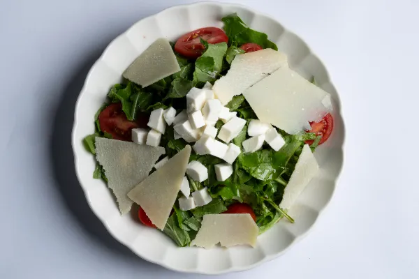 Rocket and Mozzarella Salad