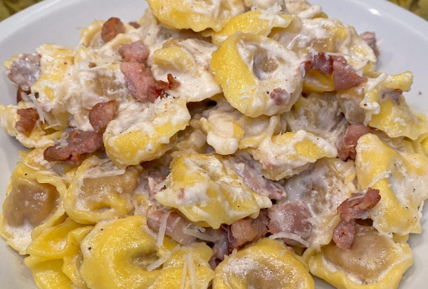Tortellini alla crema