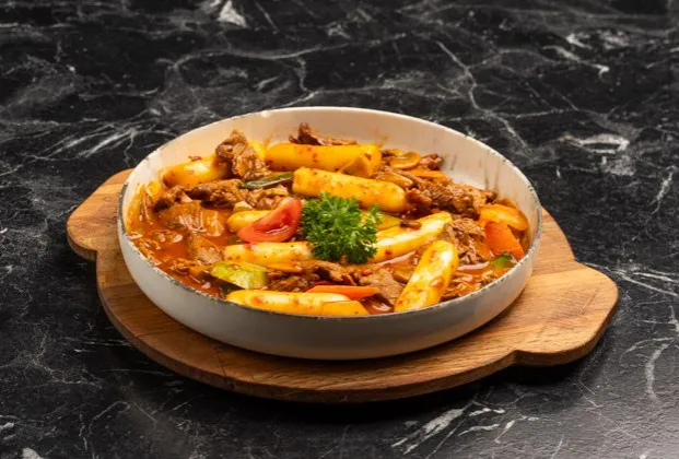 Beef ribeye tteokbokki