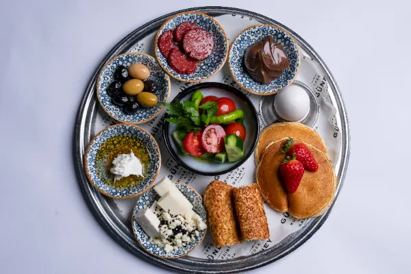 Breakfast plate