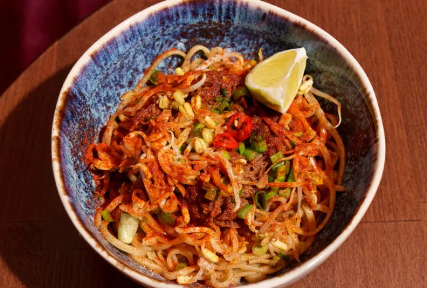 Fried rib noodles