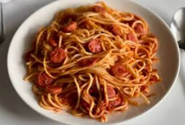 Sausage Spaghetti in Tomato Sauce