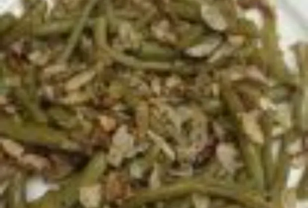 Beans with almonds