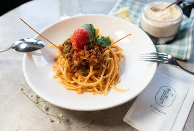 Linguine Bolognese