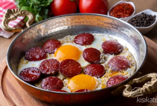 Eggs with Sucuk in Butter