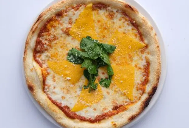 Munchies Pizza (Four Cheeses)