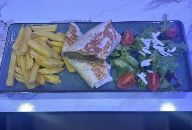 Vegan wrap&Fries