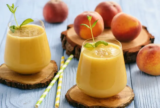 Peach smoothie