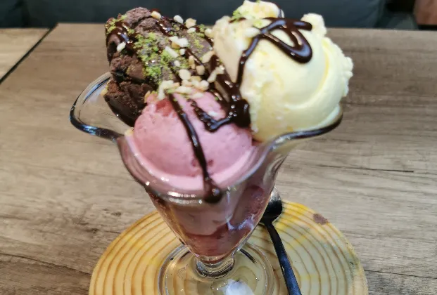 Scoop of ice cream