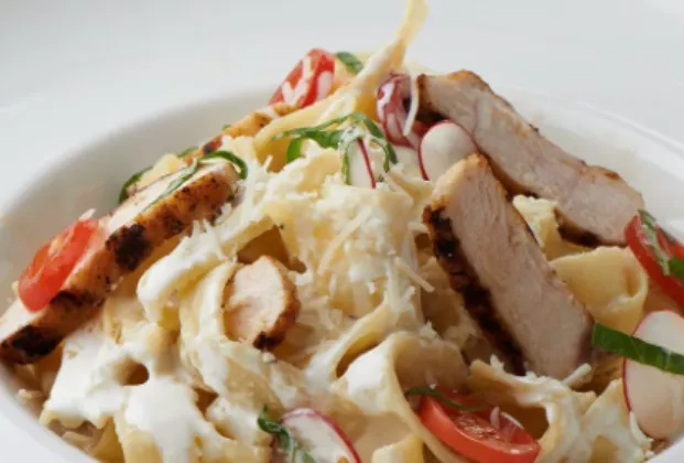Fettuccine Alfredo