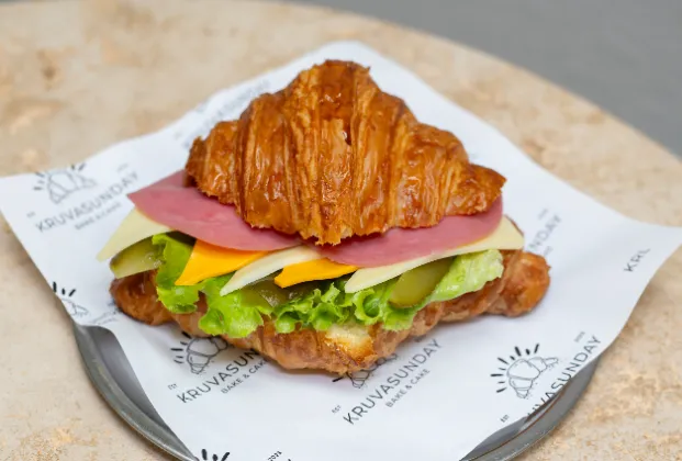 Beef ham croissant