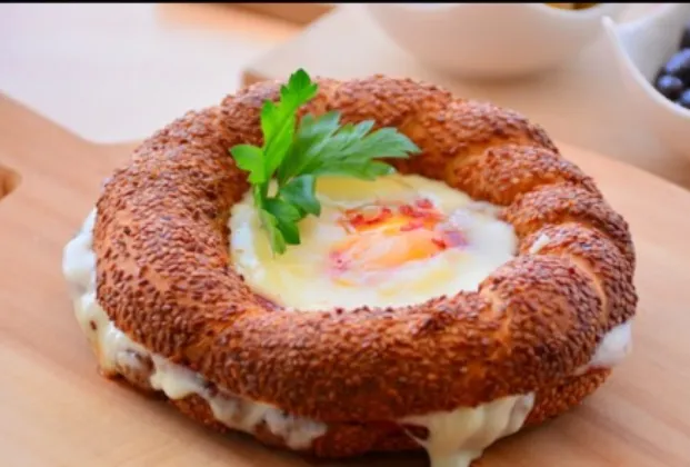 Simit toast with kaşar cheese