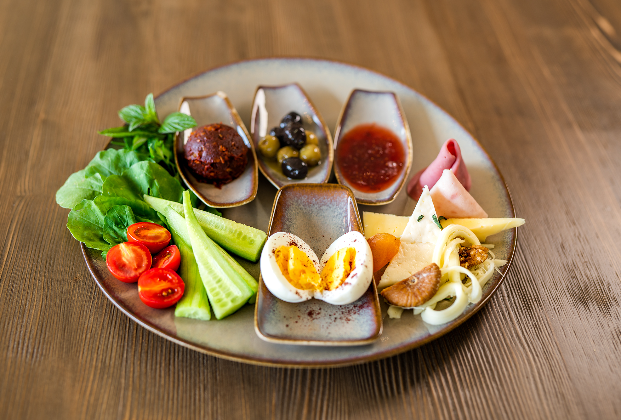 Breakfast plate (single serving)