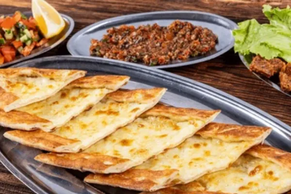Kaşarlı Pide (Cheese Pide)
