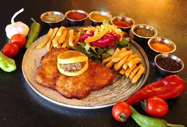 Künefe Chicken Schnitzel