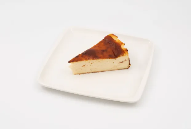 San Sebastian cheesecake