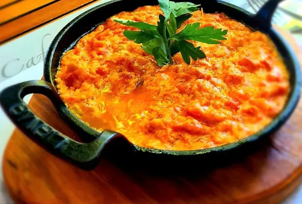 Çakallı Menemen