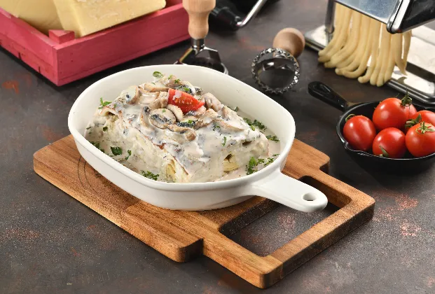 Chicken and mushroom lasagna