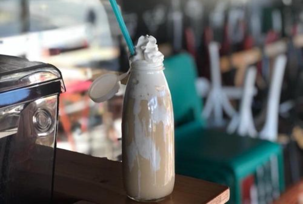 White Chocolate Frappe (16oz.)