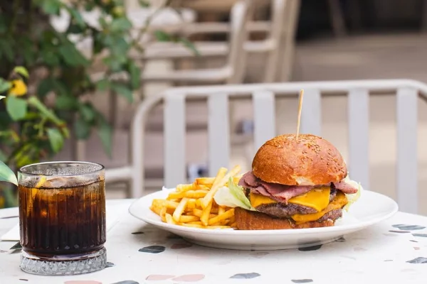 Fincan Burger