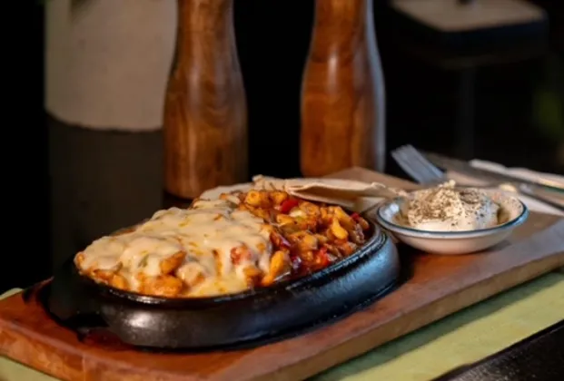 Aegean Chicken Sauté
