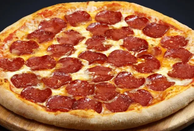 Extra Sucuk Pizza