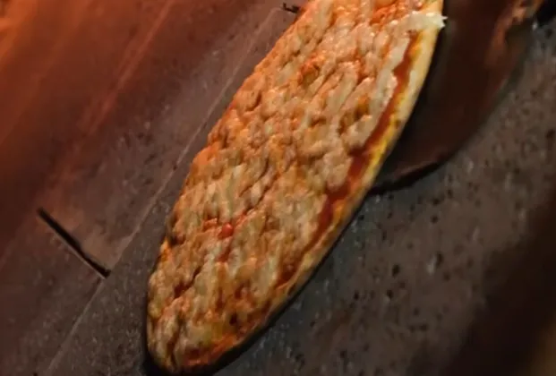 Margherita pizza