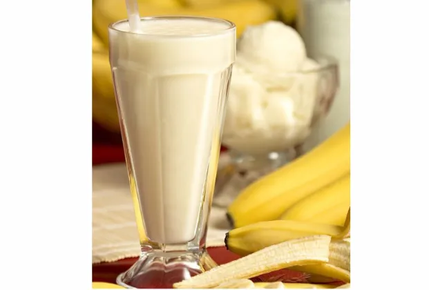 Banana milkshake