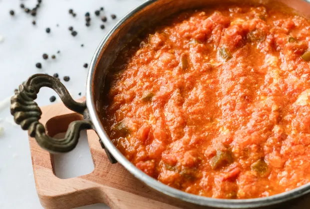 Menemen with sucuk