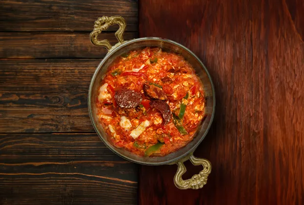 Sucuklu menemen