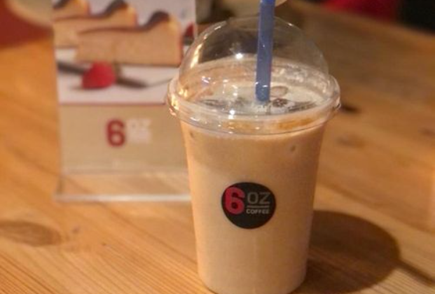 Iced Vanilla Latte