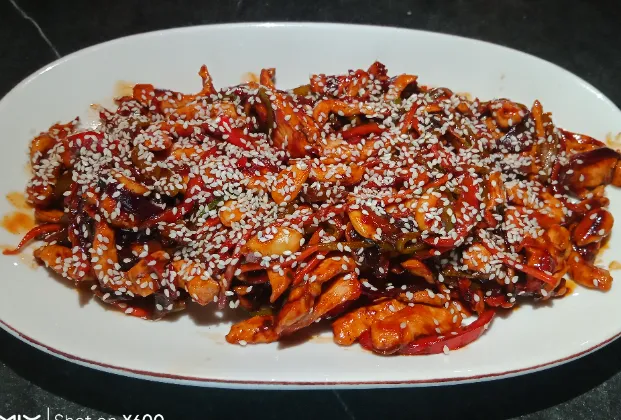Chinese-style sweet and sour chicken