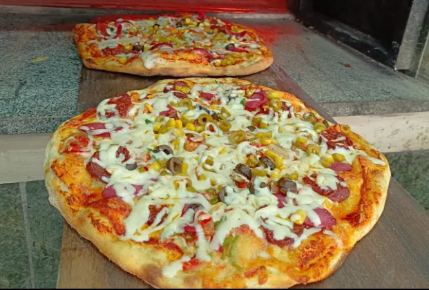 Mixed pizza