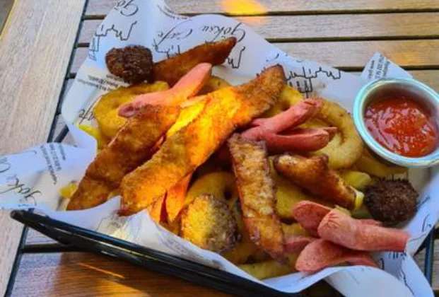 Mixed snack platter (for two)