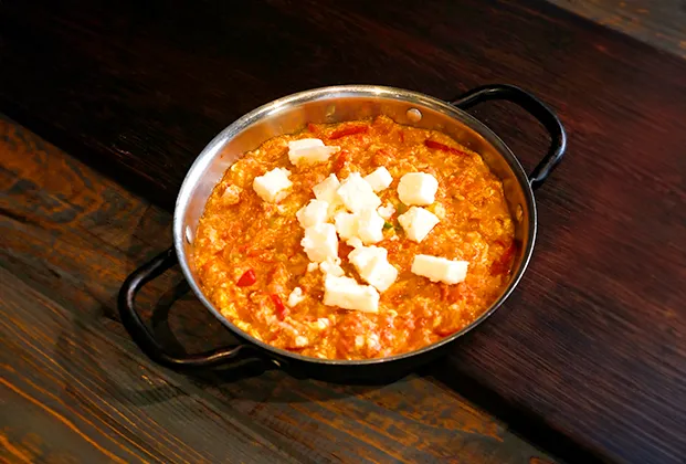Menemen with cheese