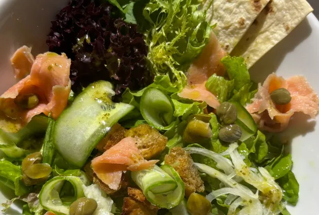 Salmon salad