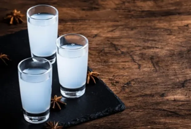 Rakı shot