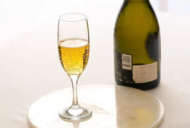 White wine (glass)