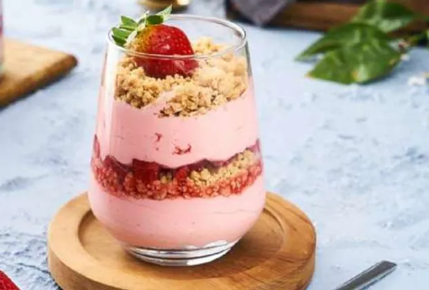 Strawberry mousse