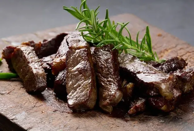 Küşleme (lamb tenderloin)