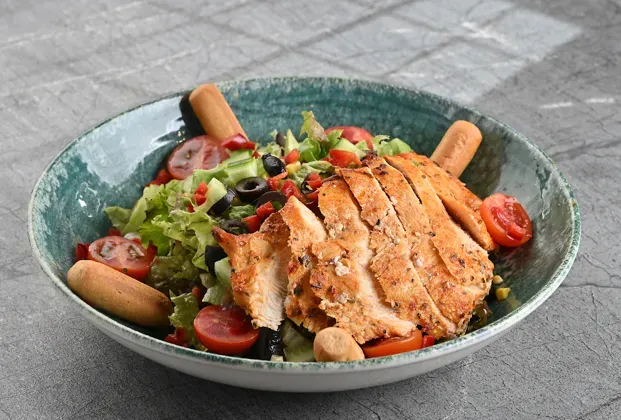 Grilled chicken salad