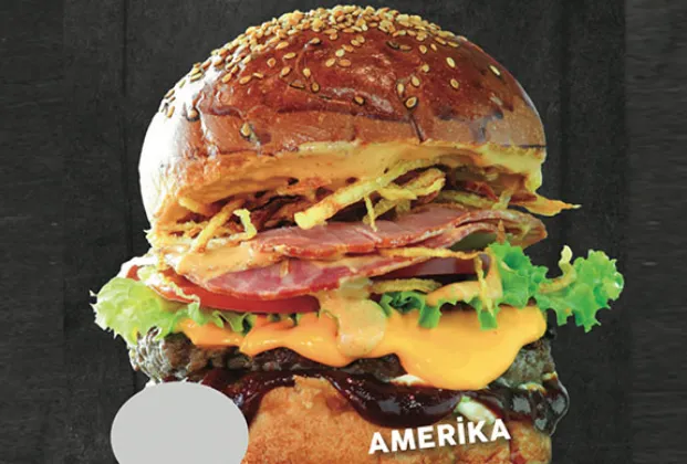 Texas Double Smoked 120 g Burger with French Fries