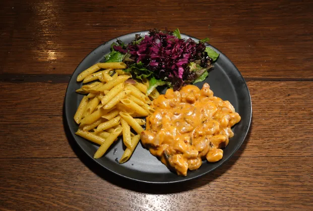 Chicken with Cheddar Sauce