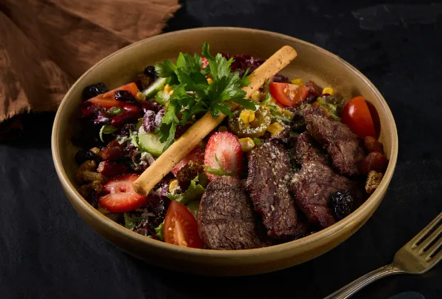 Beef tenderloin salad