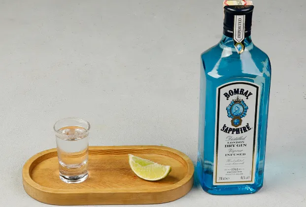 BOMBAY SAPPHIRE