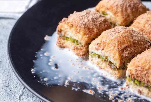 Cold baklava