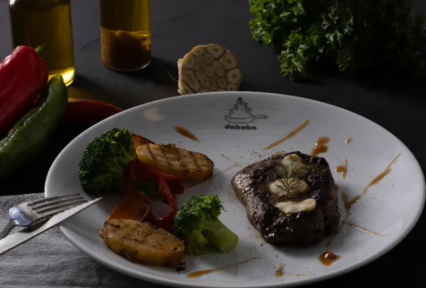 Mediterranean beef tenderloin